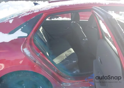 2022 Hyundai Elantra Sel z USA, uszkodzony, nr VIN 5NPLM4AG8NH071283